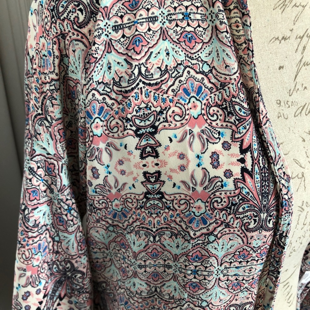 Pink patterned kimono. - Picture 5 of 5